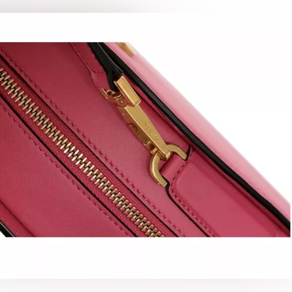 VERSACE TRIBUTE LINE Pink leather handbag With gold Medusa medallions NWT - Picture 3 of 10
